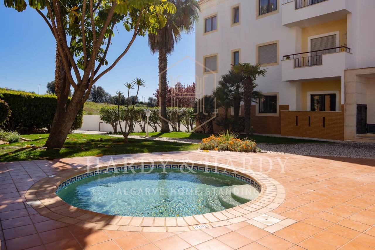 H&H - Rare Chic & Cosy Apartment With Wonderful Sea Views, Near To Meia Praia Beach And Lagos Center 외부 사진